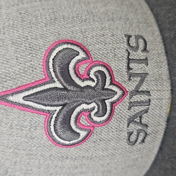 New Era |Men's NFL 59Fifty New Orleans Saints Horizon of Hope Baseball Cap 7 1/8 - Picture 2 of 14